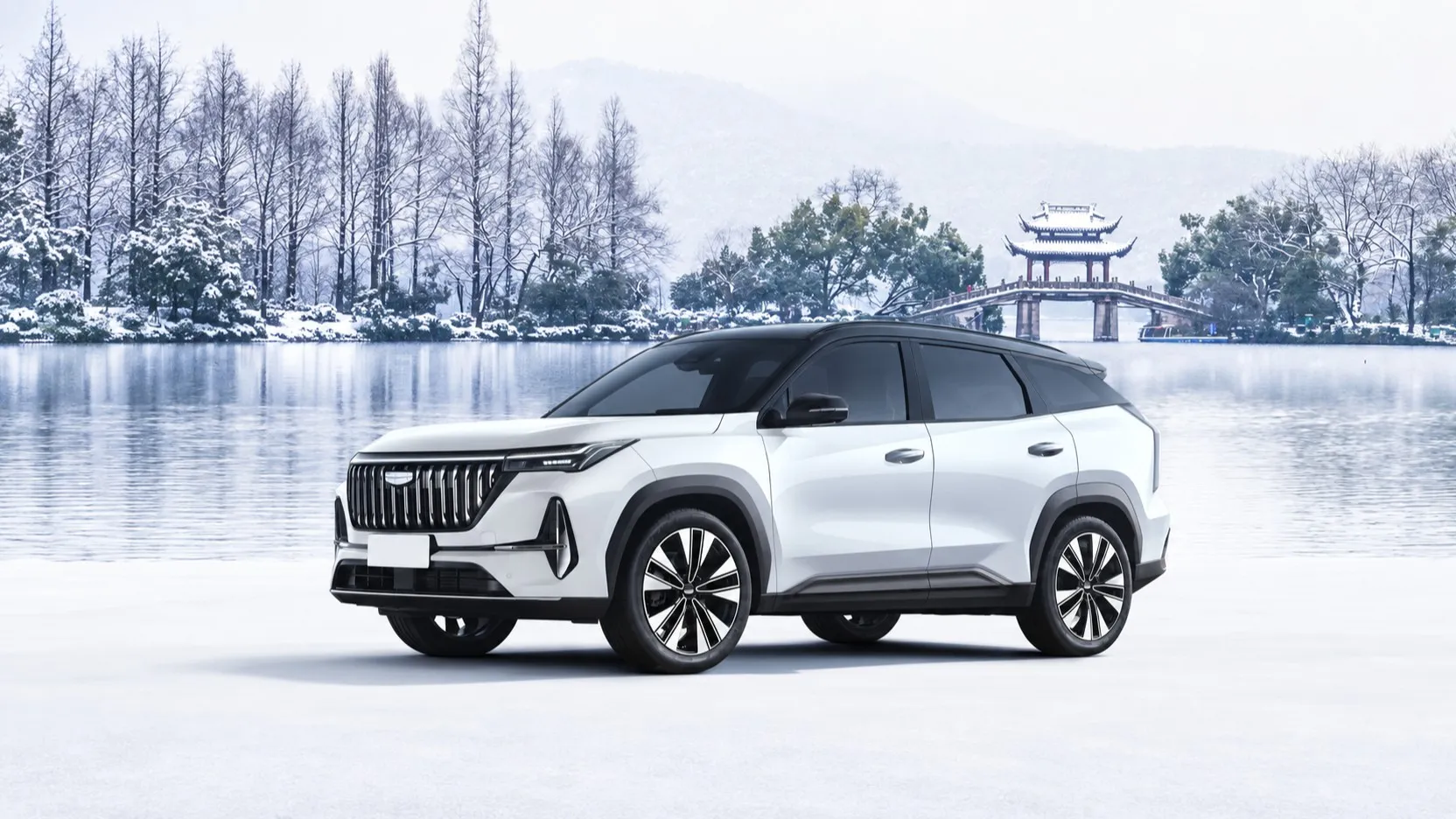 Geely Atlas белого цвета