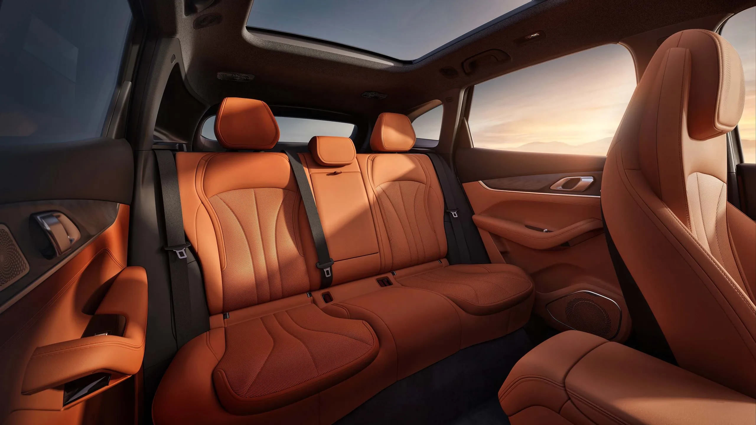 Задний диван Geely Galaxy M7